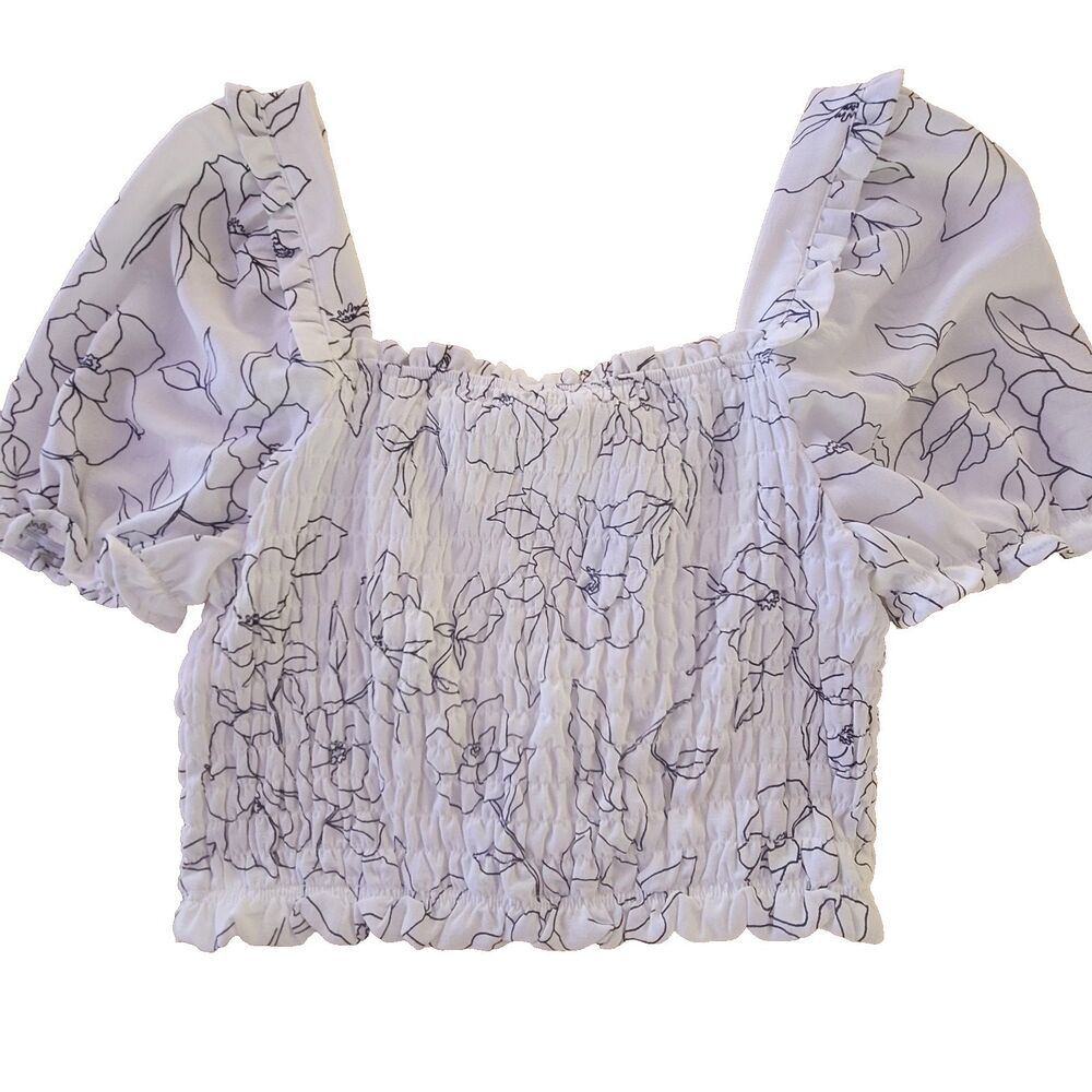 NEW Accordion Pleated White Black Floral Lightweight Crop Top Sz L Puff Sleeve - Picture 2 of 8